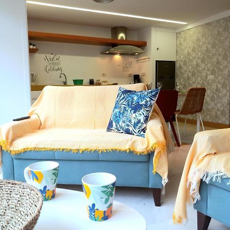 Tropical House Near Beach&Yumbo San Bartolomé Ngoại thất bức ảnh