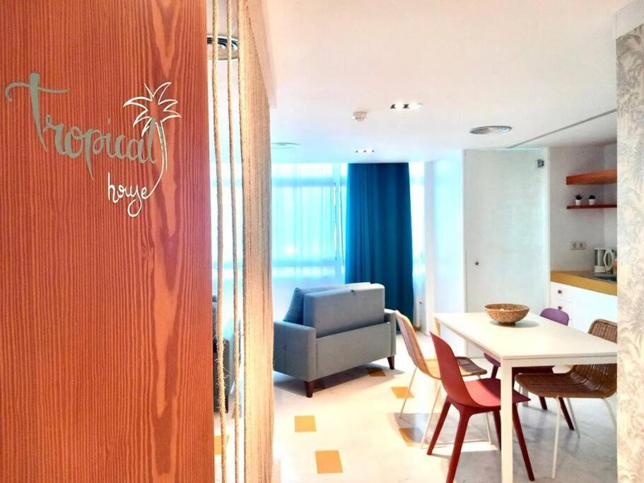 Tropical House Near Beach&Yumbo San Bartolomé Ngoại thất bức ảnh